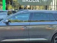 Używany Skoda Superb 200 KM (147 kW) 2022 Szary Kombi