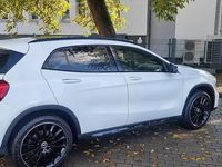 Używany Mercedes GLA250 AMG 264 KM (194 kW) 2020 Biały SUV
