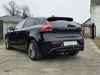 Używany Volvo V40 R-Design 150 KM (110 kW) 2016 Czarny Hatchback