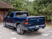 Używany RAM 1500 390 KM (286 kW) 2020 Niebieski ciemny (metalik) Pickup