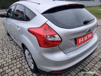 używany Ford Focus 1.0 125 km Titanium Chrom Sony Asystent parkowani