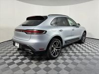 używany Porsche Macan 2dm 261KM 2024r. 320km