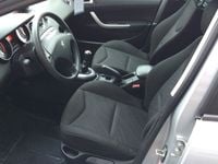 Używany Peugeot 308 120 KM (88 kW) 2009 Srebrny Sedan/Limuzyna