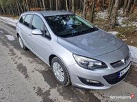 Używany Opel Astra 2014 Srebrny Kombi