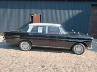 Używany Mercedes 190 1964 Sedan/Limuzyna