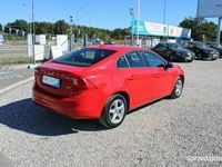 Używany Volvo S60 2017 Czerwony Sedan/Limuzyna