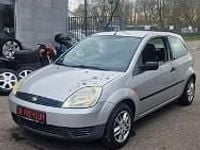 Używany Ford Fiesta 60 KM (44 kW) 2004 Srebrny Hatchback