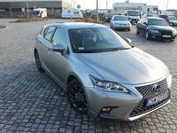 używany Lexus CT200h CT 200 h na gwarancji z niskim przebiegiemh na gwarancji z niskim przebiegiem