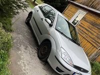 Używany Ford Focus 2001 Srebrny Hatchback