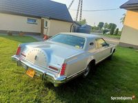 używany Lincoln Continental ContinentalV z 1976 roku, silnik 7,5 litra V8