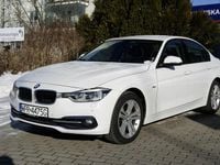 Używany BMW 318 Sport Line 136 KM (100 kW) 2017 Biały Sedan/Limuzyna