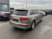 używany Audi Q7 3dm 272KM 2017r. 178 400km