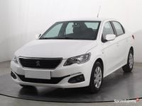 Używany Peugeot 301 2018 Biały Sedan/Limuzyna