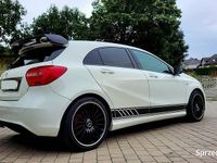 Używany Mercedes A180 122 KM (89 kW) 2013 Biały Hatchback