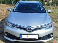 Używany Toyota Auris 132 KM (97 kW) 2017 Srebrny Kombi