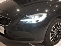 Używany Volvo V40 150 KM (110 kW) 2018 Szary Kombi