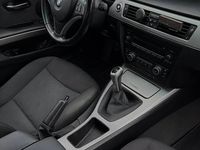 używany BMW 318 Seria 3 i