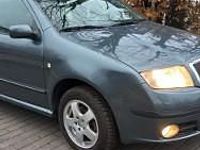 Używany Skoda Fabia 75 KM (55 kW) 2005 Szary Kombi