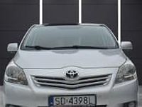 używany Toyota Verso niski przebieg