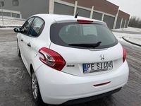 Używany Peugeot 208 2015 Biały Hatchback