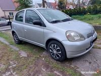 Używany Toyota Yaris 68 KM (50 kW) 2000 Srebrny Hatchback