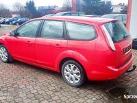 Używany Ford Focus 125 KM (91 kW) 2009 Czerwony Sedan/Limuzyna