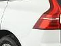 Używany Volvo XC60 250 KM (183 kW) 2018 Biały SUV