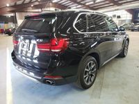 używany BMW X5 2017, 3.0L, 4x4, porysowany lakier