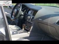 używany Audi Q7 3dm 233KM 2007r. 300 000km