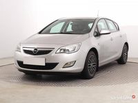Używany Opel Astra 2011 Srebrny Hatchback