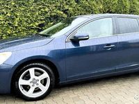 Używany Volvo V60 Momentum 2012 Granatowy Kombi