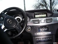 Używany Mercedes E250 2014 Czarny Sedan/Limuzyna