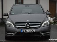 Używany Mercedes B200 155 KM (114 kW) 2011 Szary (metalik) Minivan