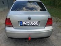 Używany VW Bora 2004 Srebrny Sedan/Limuzyna