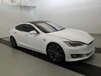 używany Tesla Model S 0dm 1020KM 2021r. 24 000km