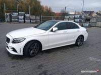 Używany Mercedes C300 AMG 2019 Biały Sedan/Limuzyna