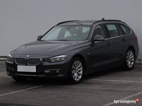 Używany BMW 318 2015 Szary Kombi