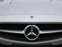 Używany Mercedes A180 170 KM (125 kW) 2022 Srebrny Sedan/Limuzyna