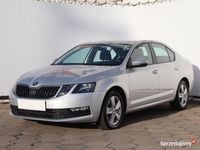 Używany Skoda Octavia 150 KM (110 kW) 2018 Srebrny Hatchback