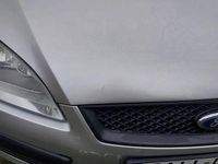 Używany Ford Focus 2006 Srebrny Hatchback