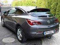 używany Opel Astra 1.8dm 140KM 2011r. 172 000km