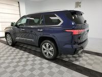 używany Toyota Sequoia 3.4dm 389KM 2024r. 201km