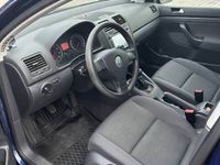 używany VW Golf IV Hatchback 2005 r.