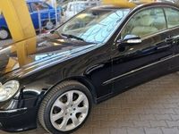 Używany Mercedes CLK270 170 KM (125 kW) 2004 Czarny Coupe