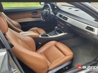 Używany BMW 325 2009