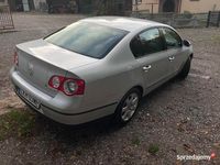 Używany VW Passat 2005 Srebrny Sedan/Limuzyna