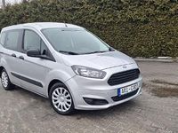 Używany Ford Tourneo Courier 2017 Srebrny Minivan
