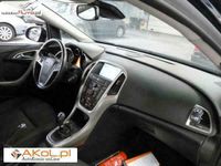 Używany Opel Astra 171 KM (125 kW) 2010 Niebieski Hatchback