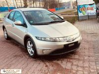 używany Honda Civic 1.3dm 100KM 2008r. 186 321km