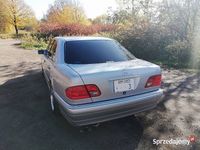 używany Mercedes E320 W210AVANTGARDE JAK NOWY IMPORT JAPONIA